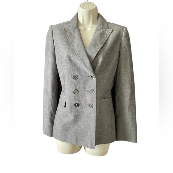 Tahari Arthur Levine Double Breasted Blazer Size 4 Grey Lightweight Career Work - Picture 1 of 12